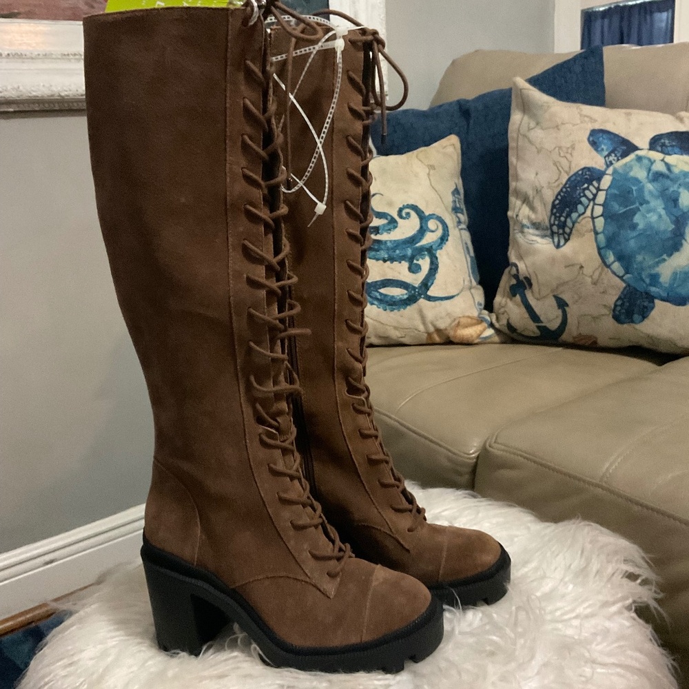 Gianni Bini Soukey Brown Suede Knee High  Boot Size 6M NWT  slim to wide calf